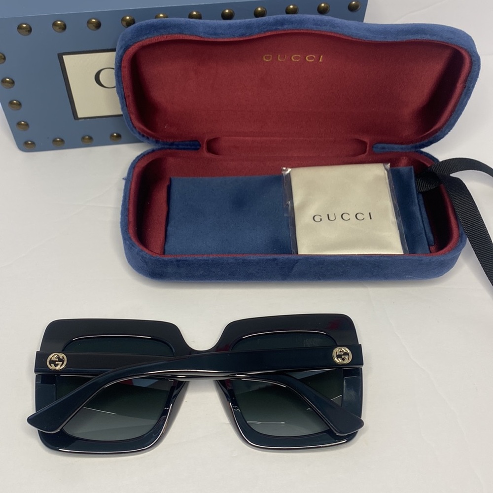 Gucci GG0328s 001 Oversized rectangular Black Gold GG Authentic Sunglasses - Picture 12 of 13